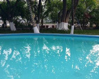 Dalyah’s Room for 6 persons - Cancún - Uima-allas