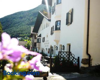 Gasthof Goldenes Lamm - Bresanona - Edificio