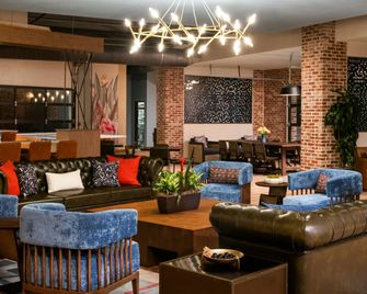 voco College Station Aggieland by IHG - College Station - Sala de estar