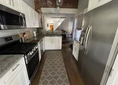 Newly renovated/Fantastic location - Conshohocken - Keuken