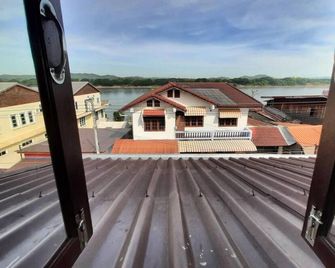 The Royal Chiangkhan Boutique Hotel - Chiang Khan - Balcón