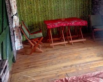 Home away from home at the foot of the Aberdare Ranges - Gilgil - Restaurant