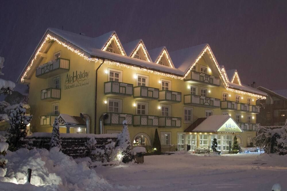 Alpholiday Dolomiti Wellness & Family Hotel