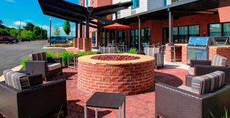 TownePlace Suites by Marriott Macon Mercer University - Macon - Uteplats