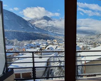 Apt with panoramic view near Vauban city - Briançon - Μπαλκόνι