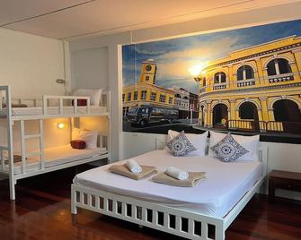 Phuket Old Town Hostel - Thị trấn Phuket - Phòng ngủ