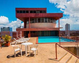 Taj Mahal Hotel - Manaus - Svømmebasseng