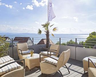 Hotel City Krone - פרידריכסהאפן - מרפסת