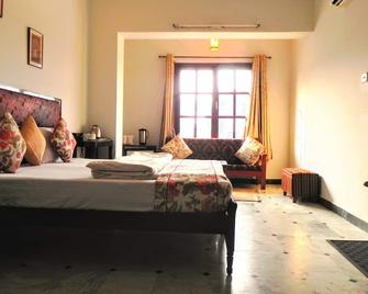 Hotel Kishan Kunj - Kota - Habitación