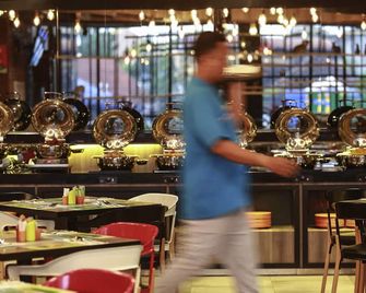 ibis Styles Makassar Sam Ratulangi - Makassar - Restaurant