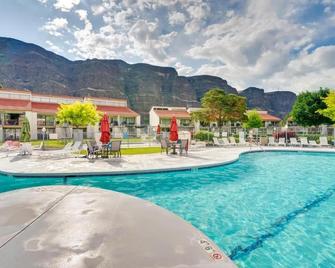 Condo in Crescent Bar - Quincy - Pool