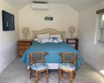 Cozy Studio Apt Devonshire, near Botanical Gardens and Close to town - Devonshire - 臥室