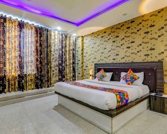 Fabhotel Gold Galaxy - Kanpur - Bedroom