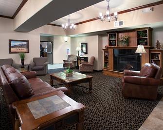 Holiday Inn Express & Suites Silt-Rifle - Silt - Living room
