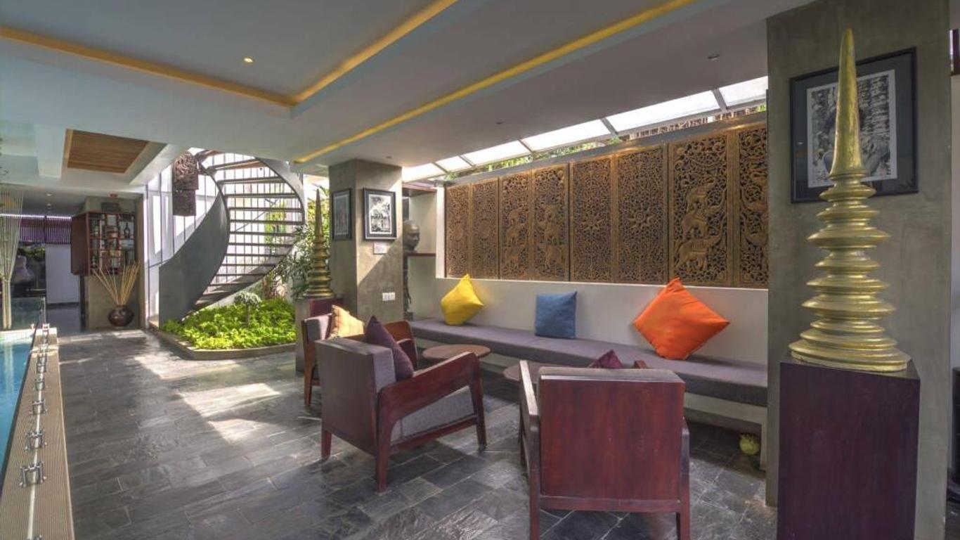 Solitaire Damnak Villa Hotel