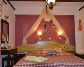 Maria Hotel - Chrisi Ammoudia - Ložnice