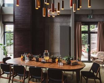 سوبربود ألتونا بارادايس - هامبورغ - غرفة طعام