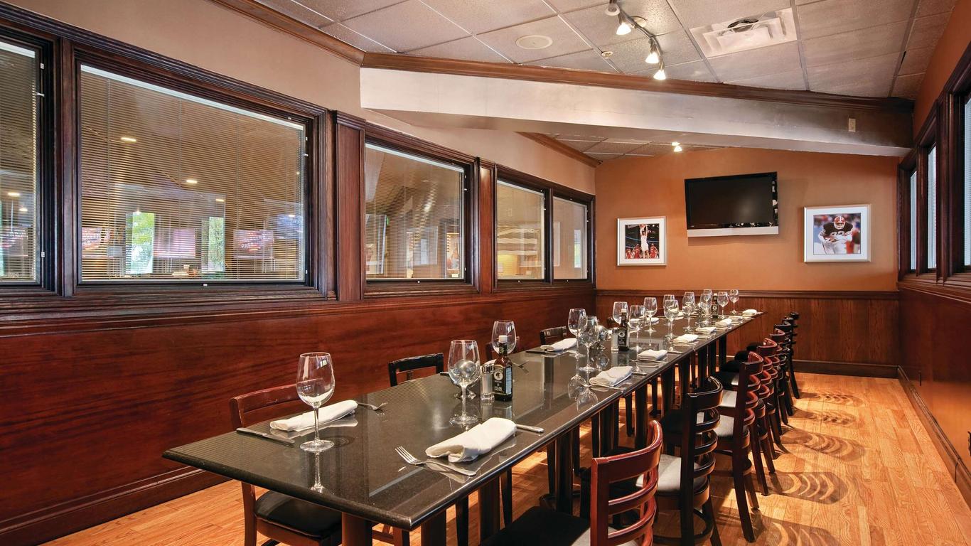 Wyndham Independence