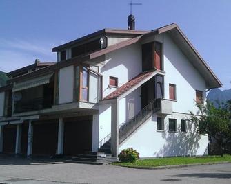 Bed&Breakfast Zattieri - Ponte nelle Alpi - Gebäude