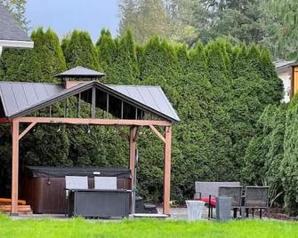 Mountainview Cottage - Chilliwack - Building