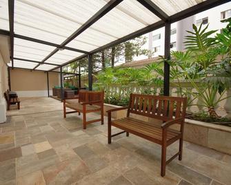 Fenix Hotel Moema - São Paulo - Pátio