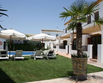 Hacienda Olontigi - Sevilla - Innenhof
