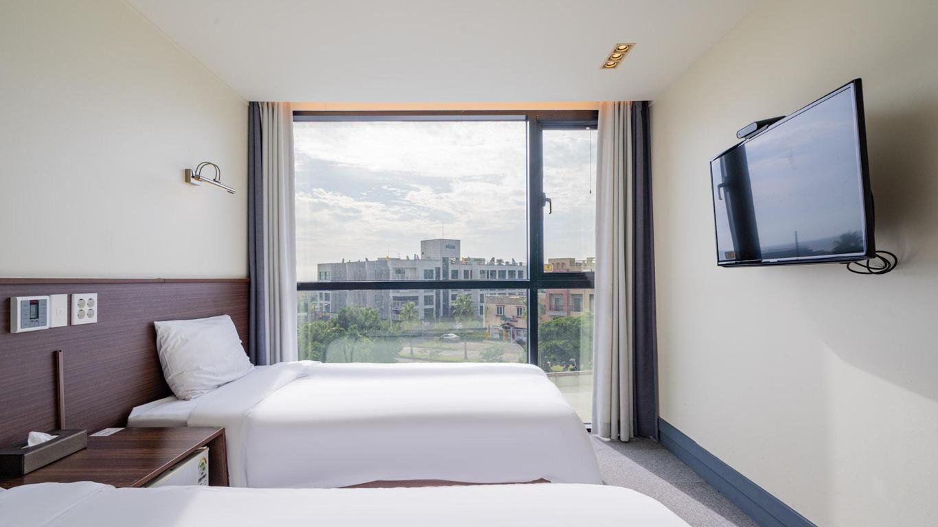 Sunrise Hotel Jungmun