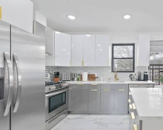 Nyc Riverfront White Marble Sanctuary Free Parking - Edgewater - Cuisine