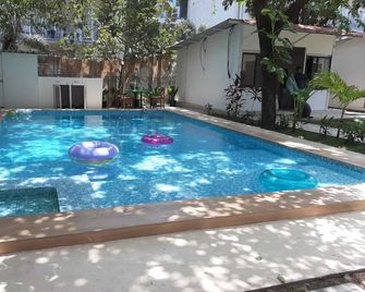 Anexx Goa - Vagator - Pool
