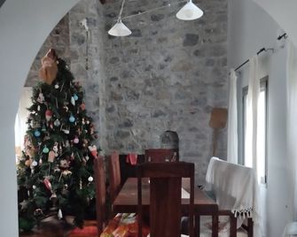 Vitina Number 5 House - Langadia
