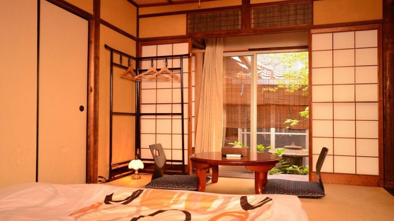 كالرز - هوستل