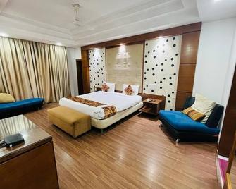 Shankus water park & Resort - Mahesāna