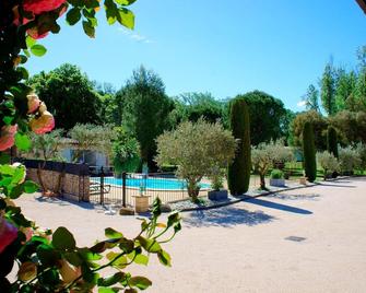 Apartment in the heart of Vaucluse close to the tourist attractions of Vaucluse - Loriol-du-Comtat - Pool