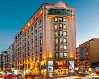 Ramada Plaza by Wyndham Istanbul City Center - איסטנבול - בניין