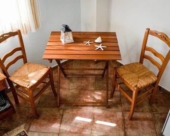 Themelina Studios - Kálymnos - Essbereich