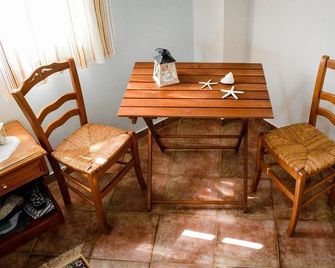 Themelina Studios - Kálymnos - Comedor