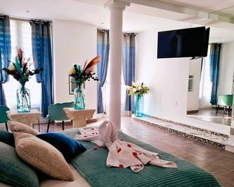 Châtellerie De Schoebeque - Kassel - Huiskamer