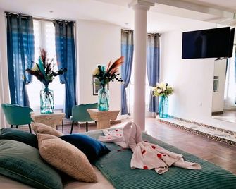 Châtellerie De Schoebeque - Cassel - Living room