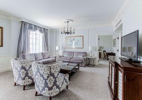 The Charleston Place Reviews & Prices