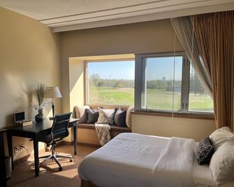 Oak Ridge Hotel & Conference Center - Chaska - Schlafzimmer
