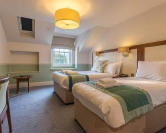 Newby Bridge Hotel - Ulverston - Bedroom