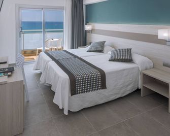 4R Miramar Calafell - Calafell - Camera da letto
