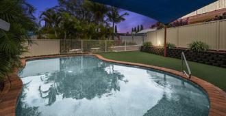 Kennedy Drive Airport Motel - Tweed Heads - Pool