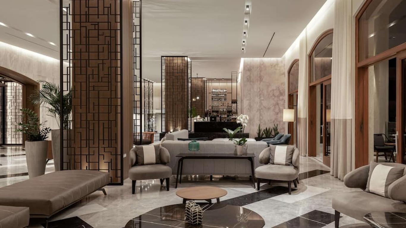 Theartemis Palace