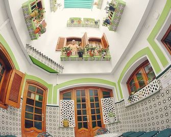 Charming Nerja Hostel - Nerja