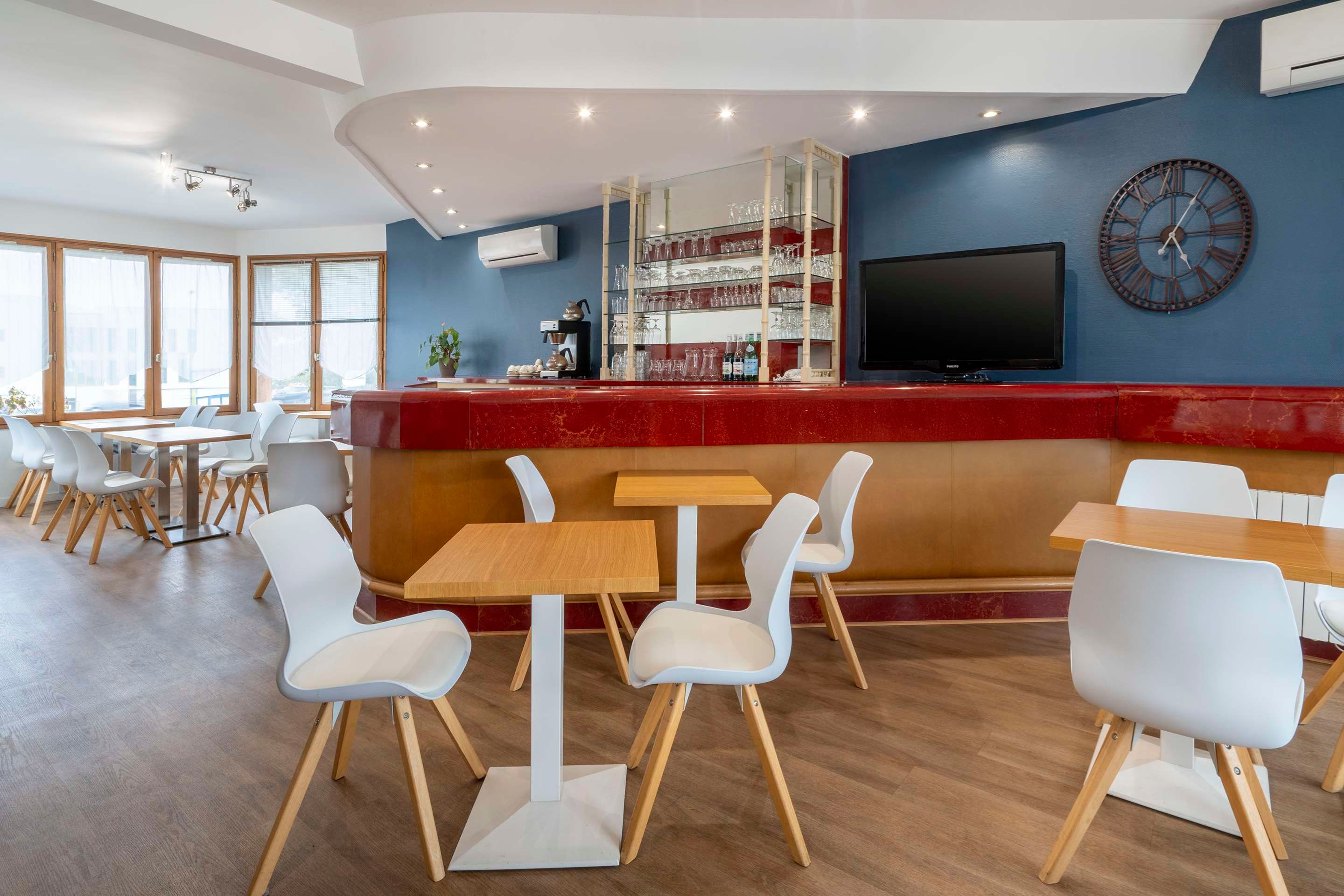 Sure Hotel by Best Western Saintes