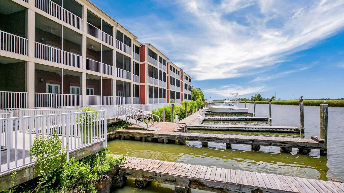 Water Street Hotel & Marina, an Ascend Collection Hotel