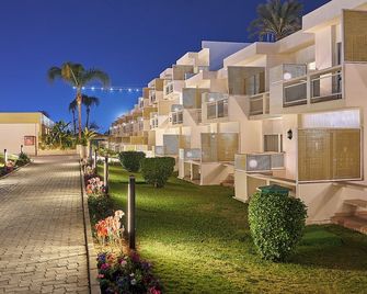 Pyramids Park Resort Cairo - Cairo