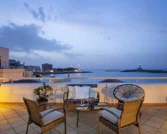 هوتل بونتا سان فرانسيسكو - فيست - شرفة