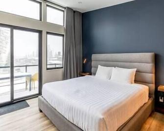 New Studio | King Bed | Fireplace | Fabulous Views - Fernie - Bedroom